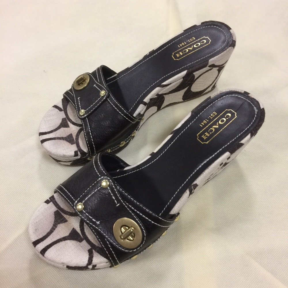 Two tone brown coach mules
